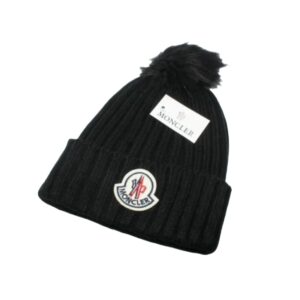 Moncler (26 OPTIONS)